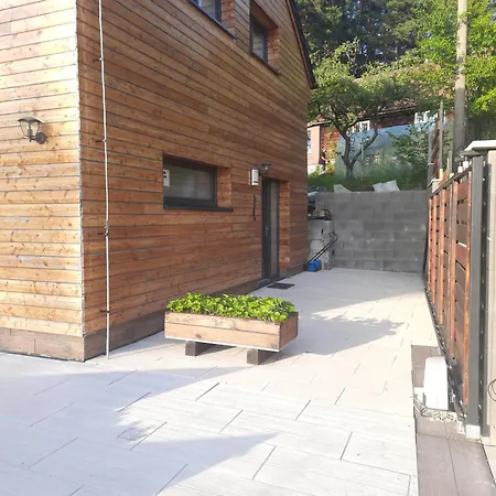 Tanecnice Villa *